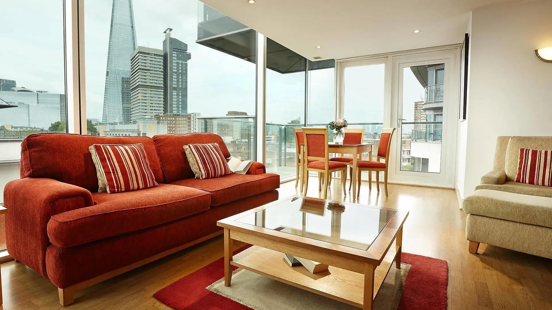 Marlin Apartments London Bridge - Empire Square 4*,  Regno Unito